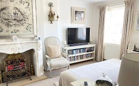 Beautiful Lymington New Forest Getaway